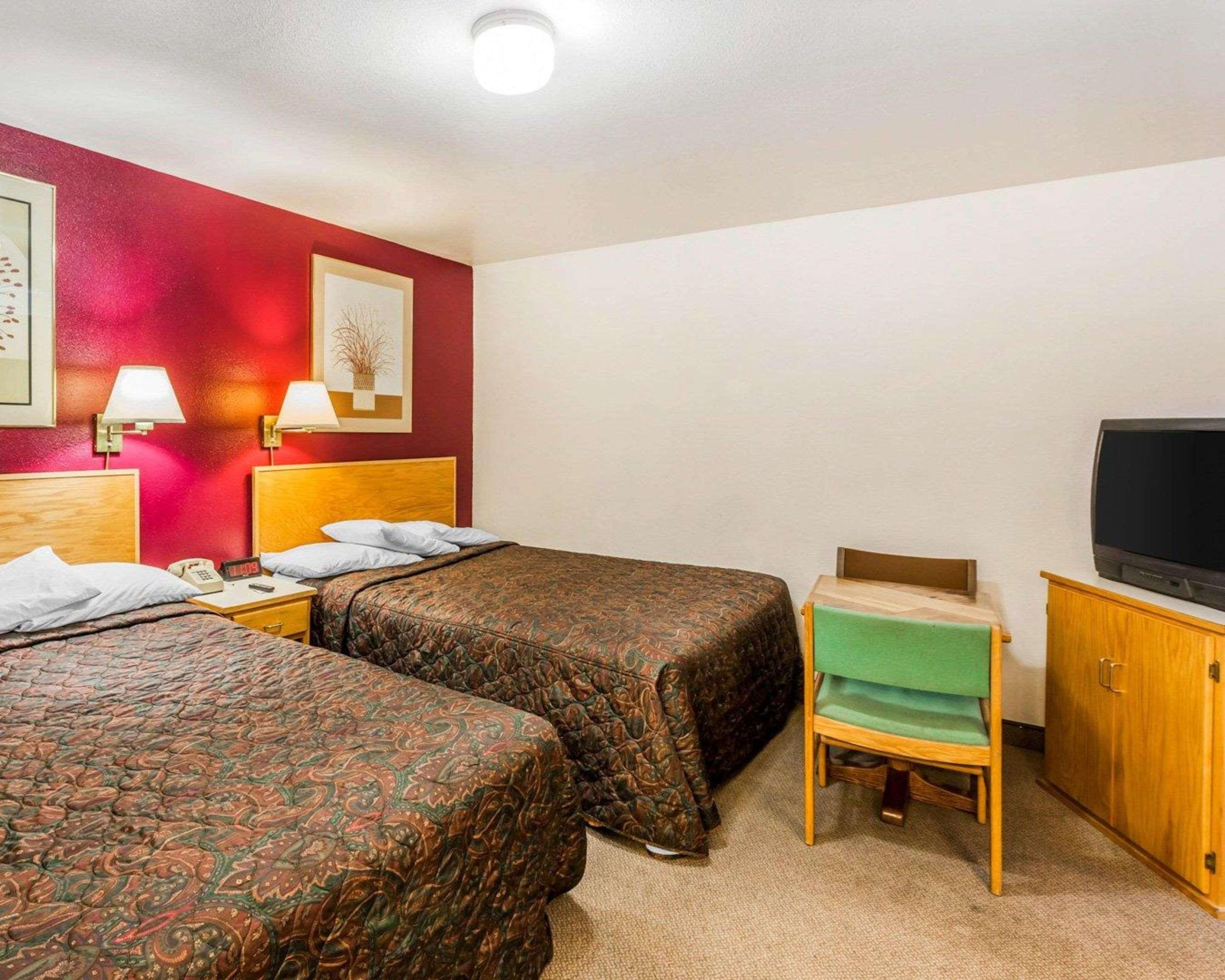 Rodeway Inn & Suites Omak - Okanogan Exteriör bild