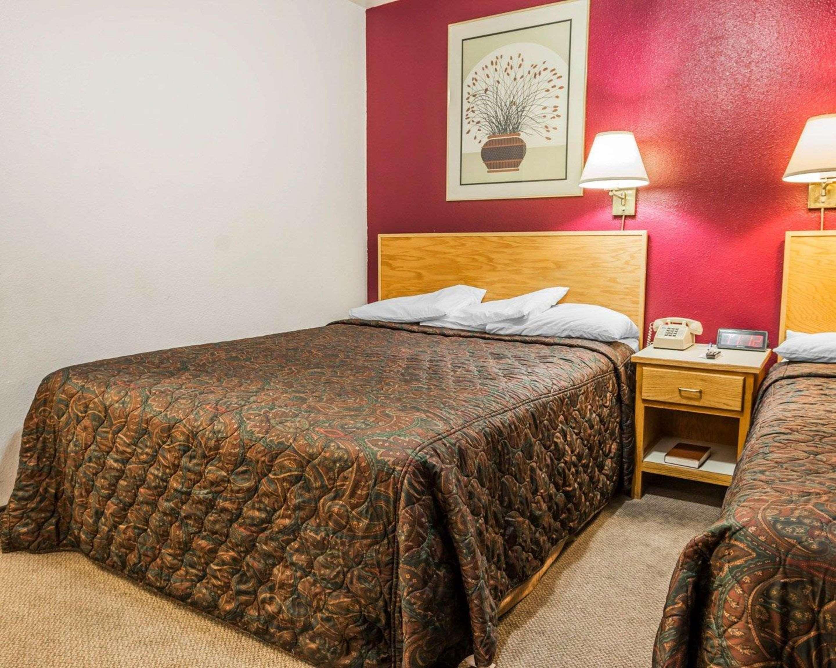 Rodeway Inn & Suites Omak - Okanogan Exteriör bild