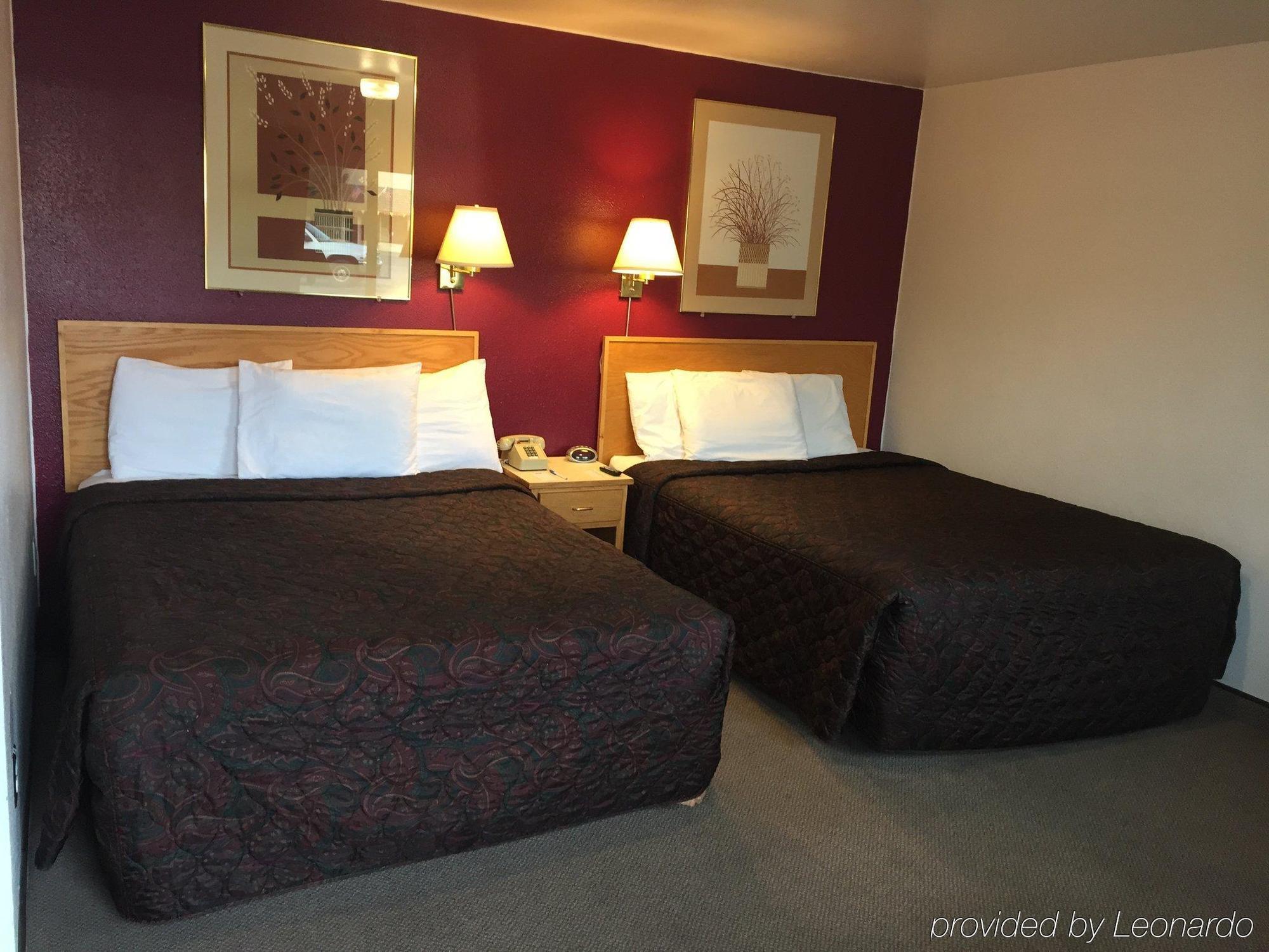 Rodeway Inn & Suites Omak - Okanogan Exteriör bild