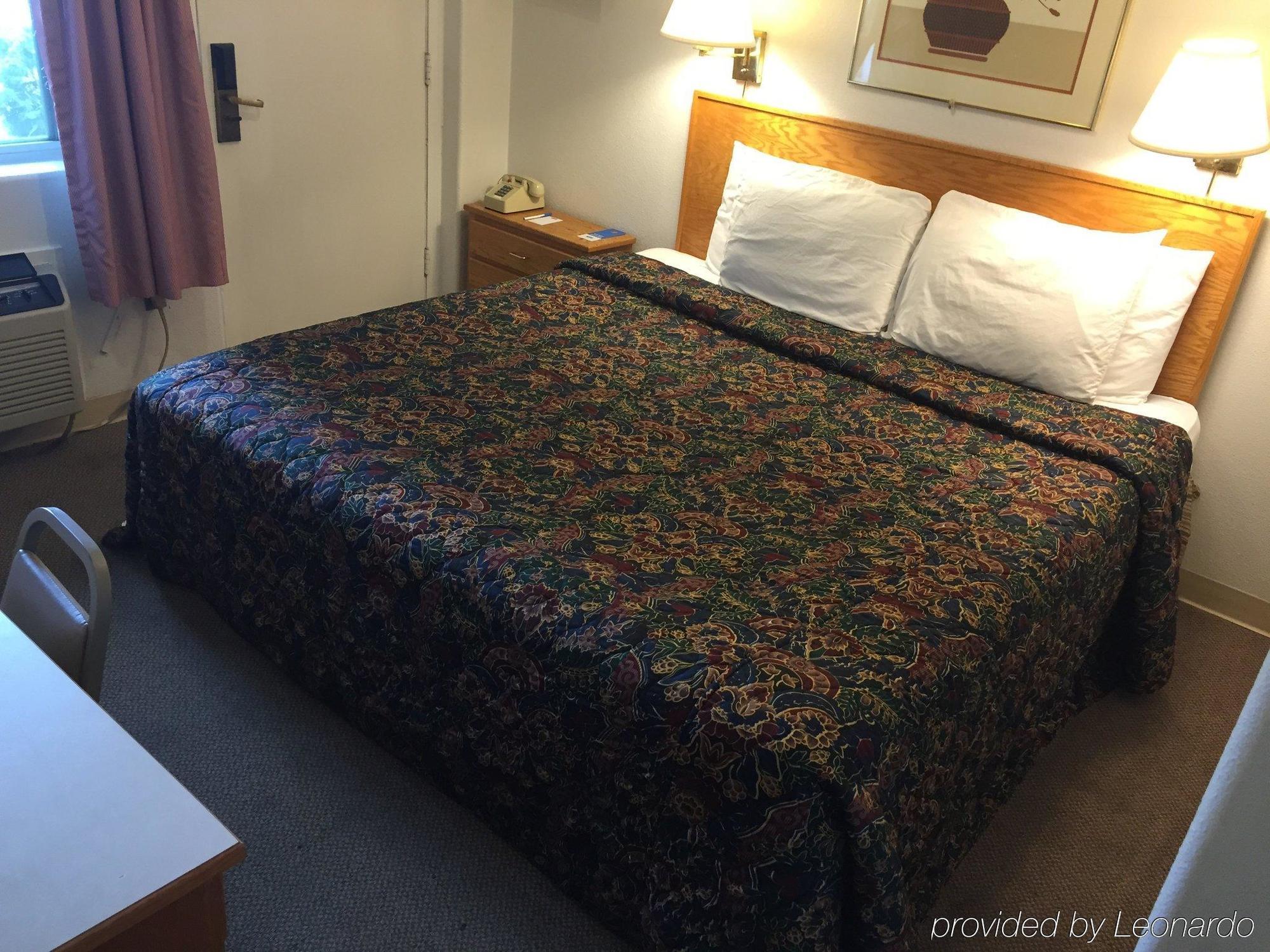 Rodeway Inn & Suites Omak - Okanogan Exteriör bild